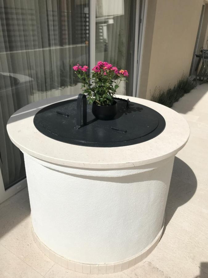 Apartman Festini Pag พาก ภายนอก รูปภาพ