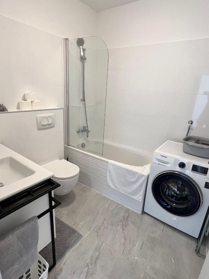 Apartman Festini Pag พาก ภายนอก รูปภาพ
